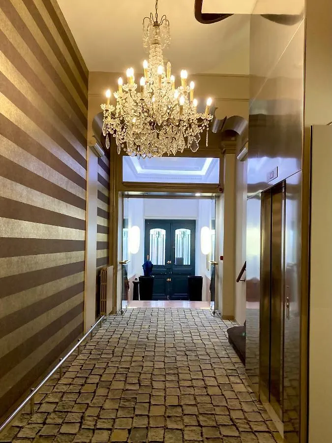 Grand Hotel De La Basilique 루르드 3*,  프랑스