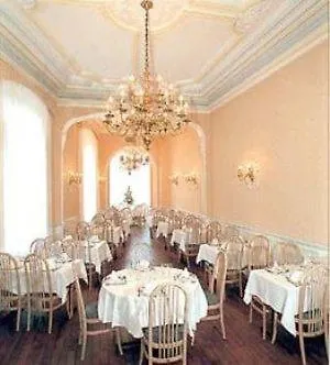 Grand Hotel De La Basilique 루르드